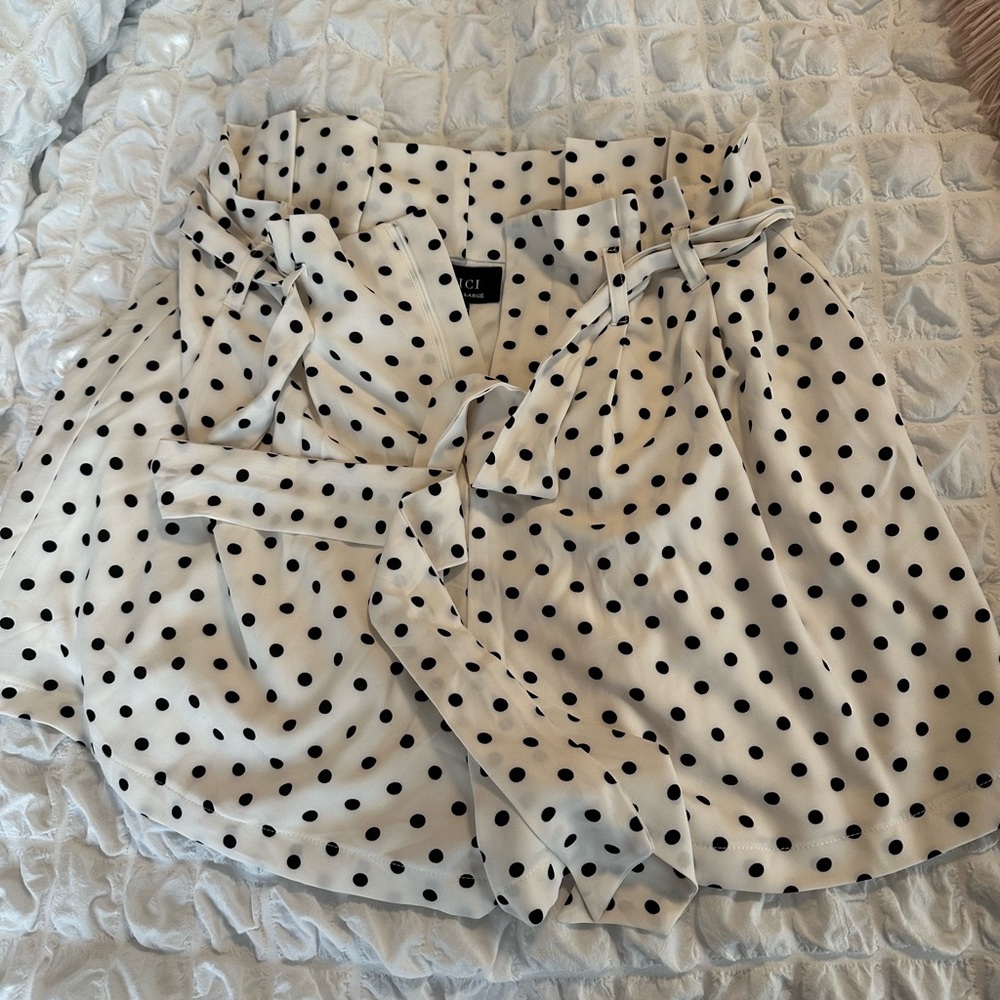 Perfection Polka Dot Paper Bag Waist Shorts - Picture 3 of 4